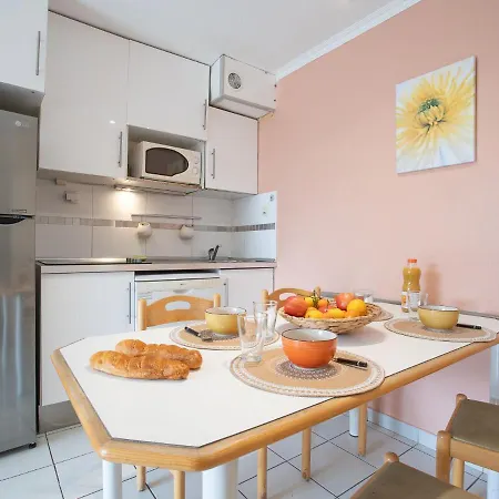 Apartment Village Cap Esterel - L'esquinade-13 By Interhome