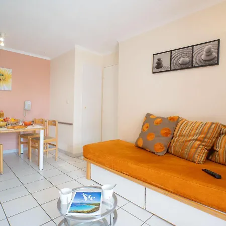 Apartment Village Cap Esterel - L'esquinade-13 By Interhome Saint-Raphael (Var)